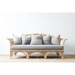 Sofa mây vương miện